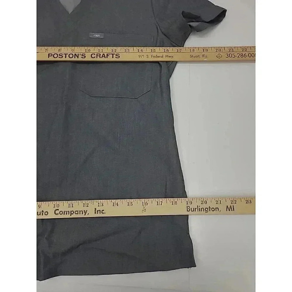 Figs Technical Collection Women's Size XS Grey Scrub Top Style FW1000 - Picture 3 of 5